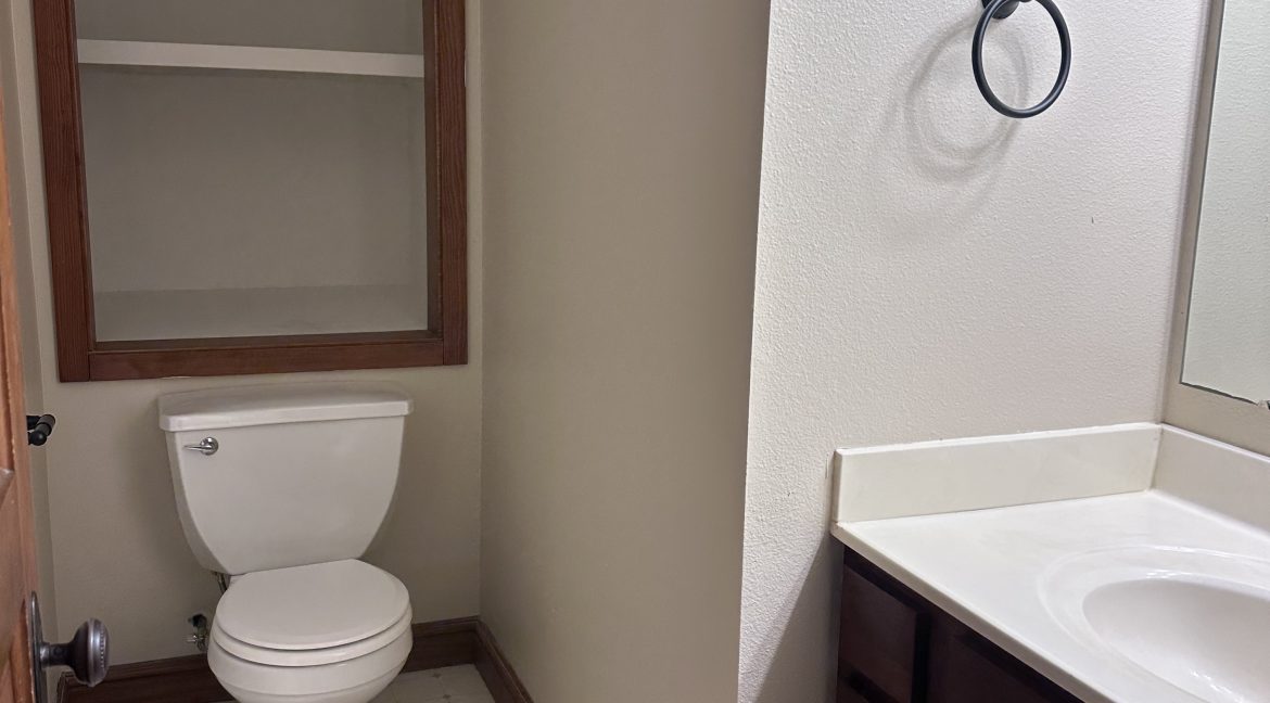 1118 Prairie Du Chien Half Bath 2025