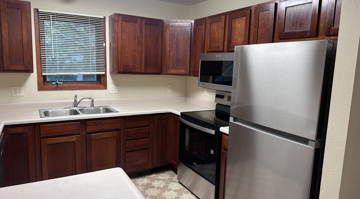 1118 Prairie Du Chien Kitchen 2025