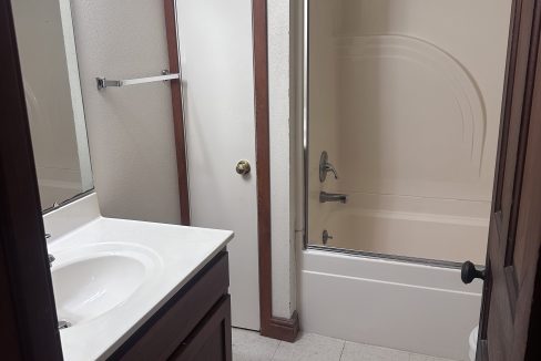 1118.5 Prairie Du Chien Full Bath 3 2025