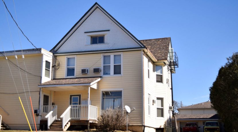636-south-johnson-street_iowa-city_j-and-j-apartments