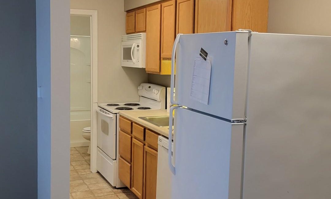 902-12 Kitchen